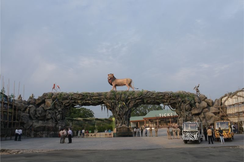 Jungle safari park entrance near Kevadiya